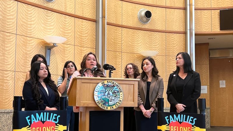 María de Jesús Estrada Juárez, residente de Sacramento que fue deportada a México por el...