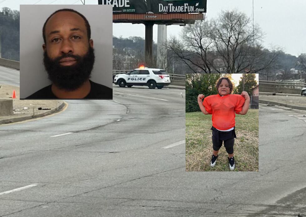 Michael Walker fue arrestado el miércoles bajo tres cargos de agresión criminal y descarga...