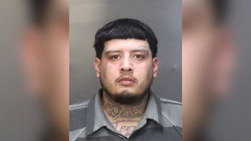 Zachary Suárez, de 33 años, está acusado de asalto agravado a un menor.