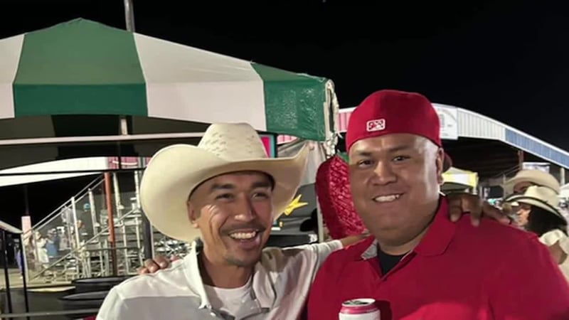 Muere hispano tras ser atropellado mientras cruzaba la calle. El sospechoso conducía bajo los...